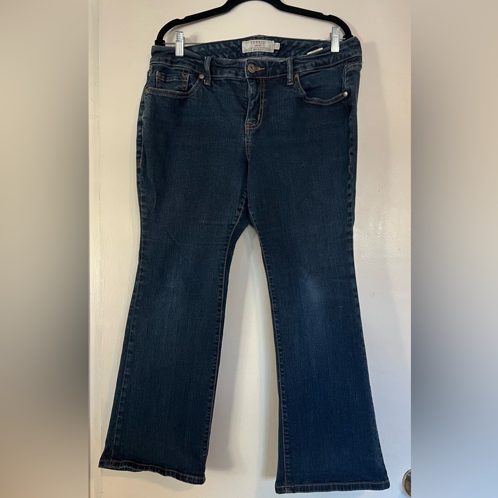 Torrid Luxe Bootcut Jeans 14 XS